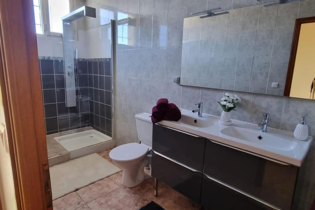 Maison De Ville Avec Garage Prades  Zewnętrze zdjęcie