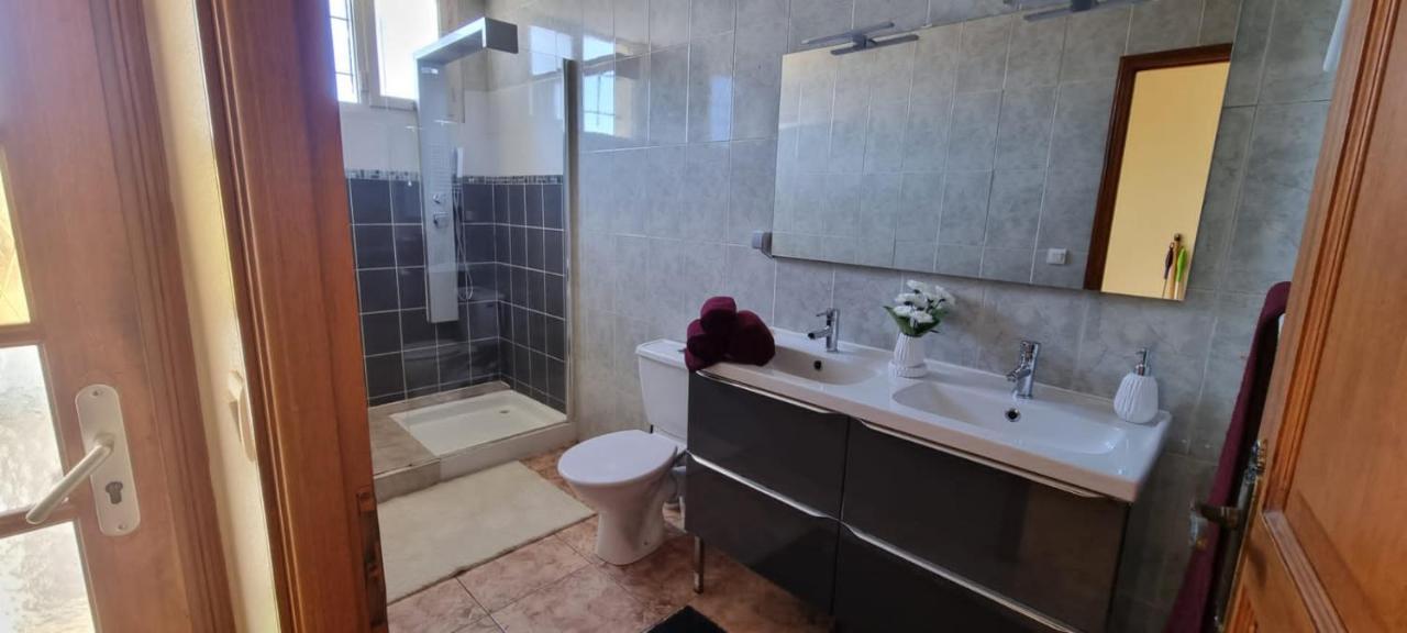 Maison De Ville Avec Garage Prades  Zewnętrze zdjęcie